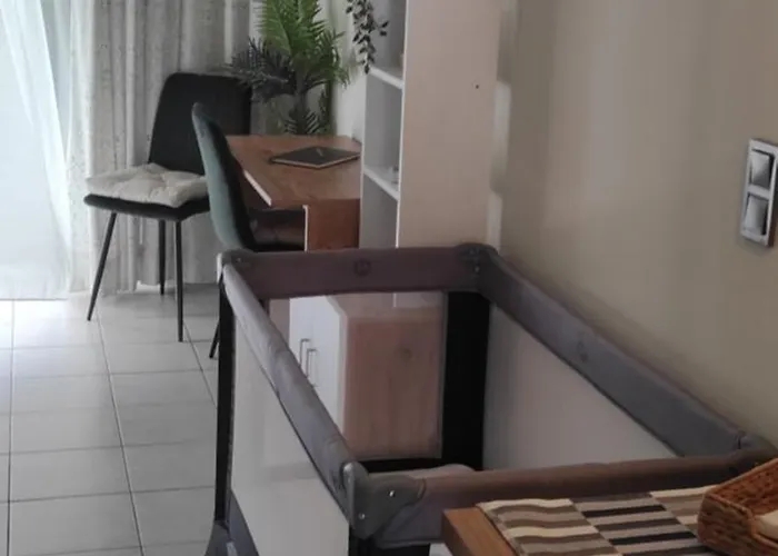 ιlianna's B4 - Marina, *